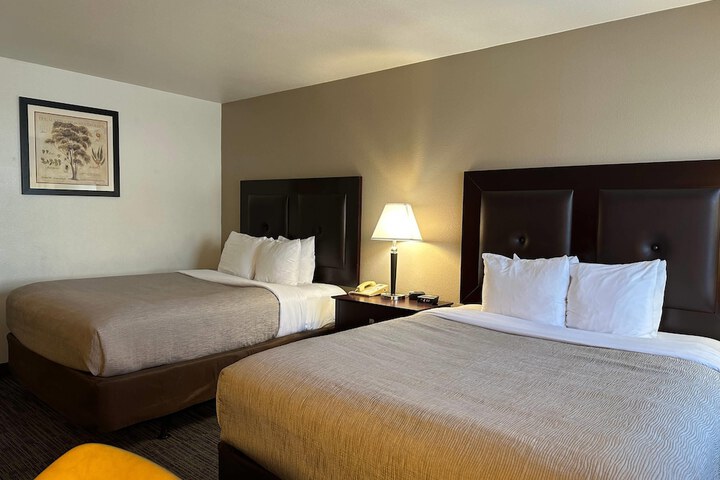 Room 40 of 88