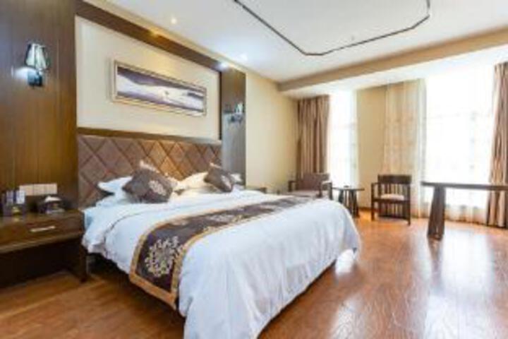 Room 7 of 7