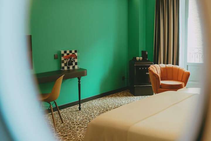 Room 9 of 54