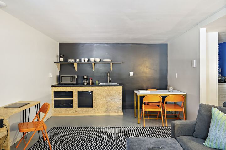 Executive Studio Suite (6 of 8)