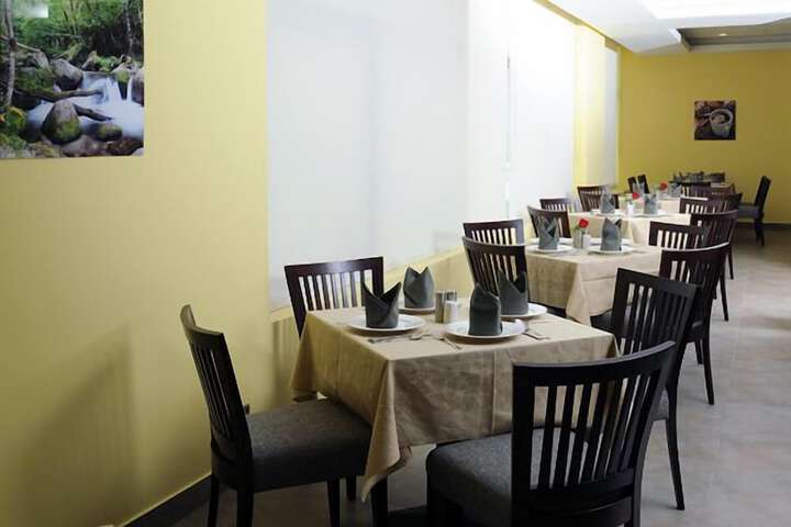 Dining 107 of 129