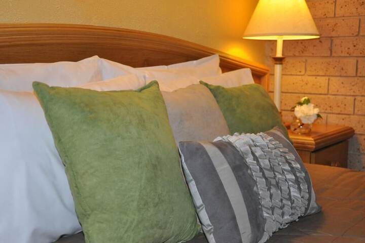 Room 2 of 21