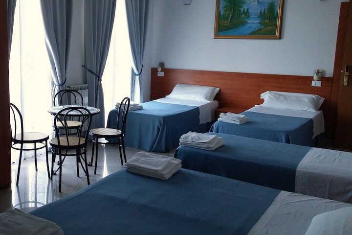 Room 106 of 170