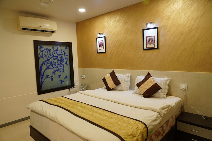 Room 28 of 41