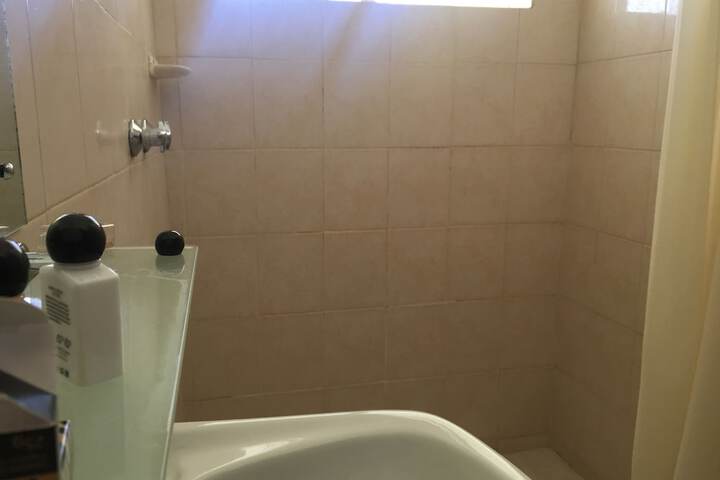 Room 8 of 14