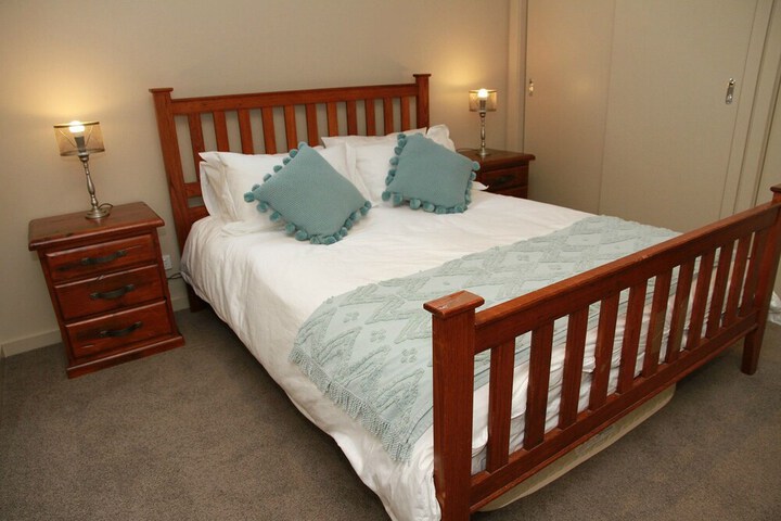 Room 2 of 19