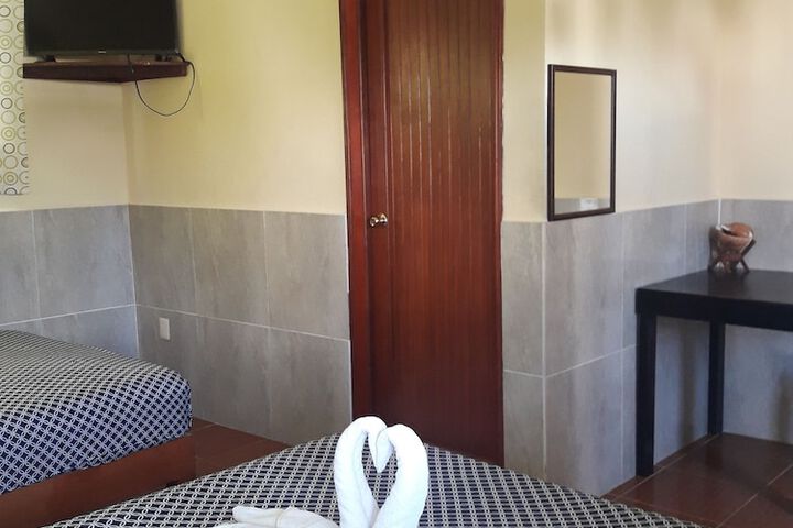 Room 10 of 50