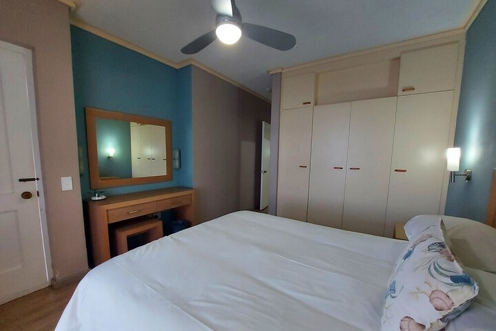 Room 12 of 86