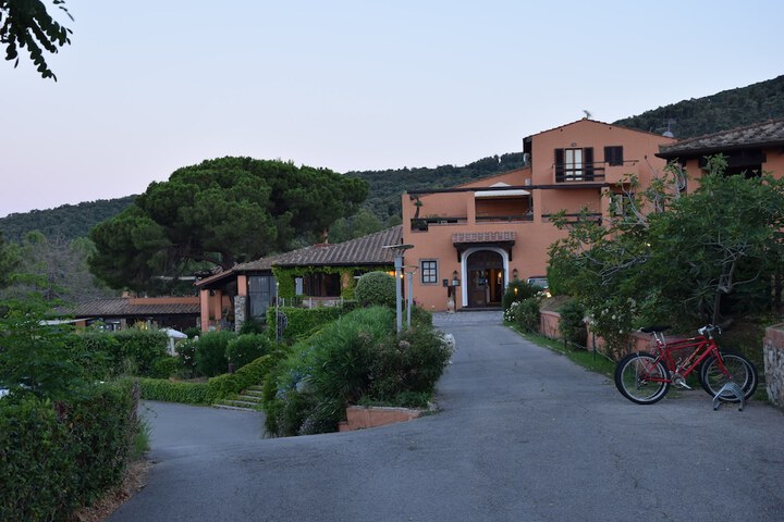 Hotel 69 of 72