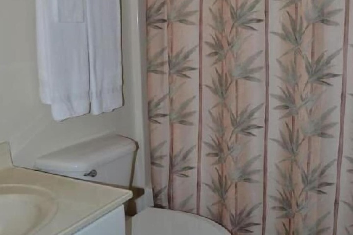 Room 18 of 23
