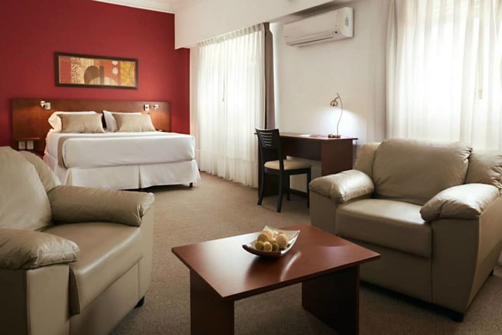 Room 6 of 32