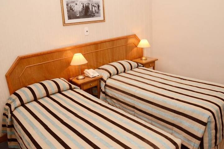 Room 8 of 43