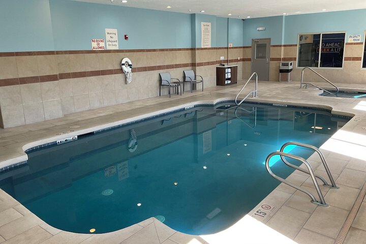 Pools & Facilities