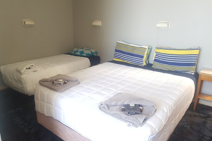 Room 20 of 27