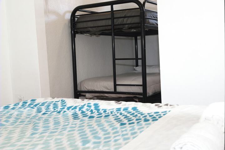 Room 12 of 61