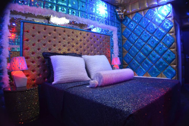 Room 34 of 139