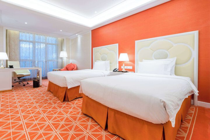 Room 8 of 54