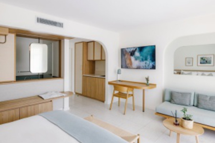 Room 392 of 672