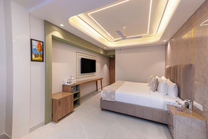 Room 14 of 46