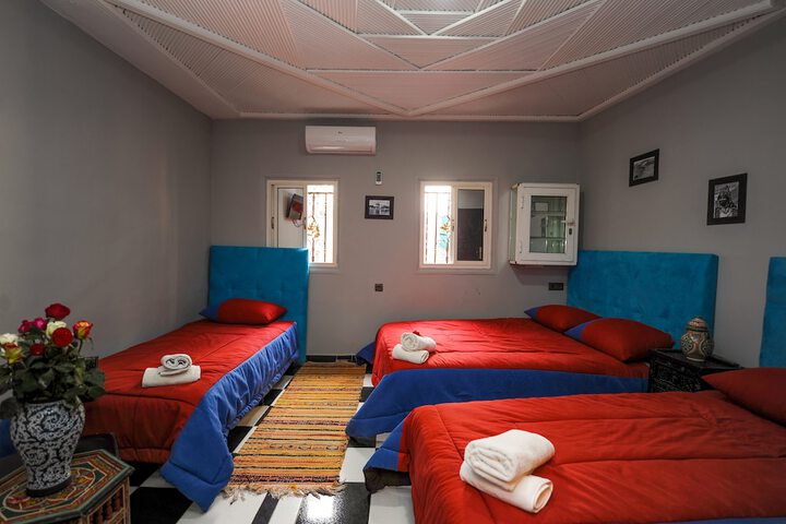 Room 7 of 18