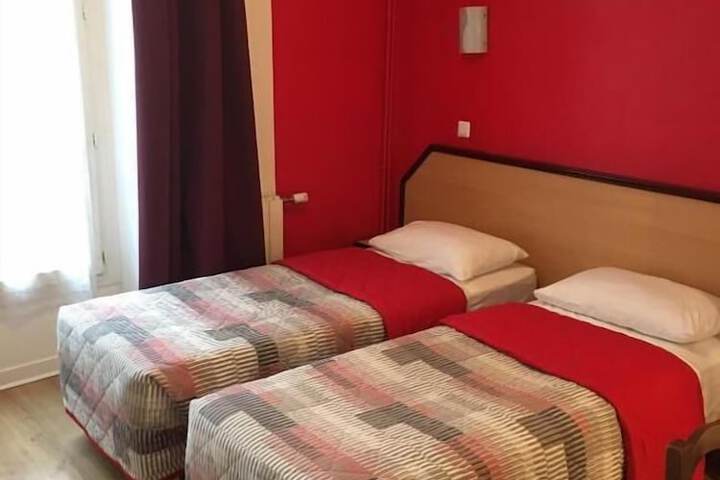 Room 19 of 40