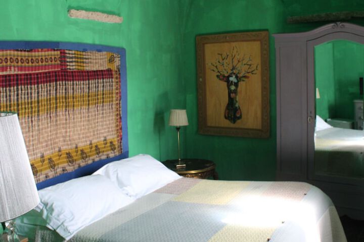 Room 10 of 52