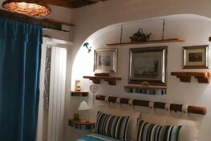 Room 10 of 15