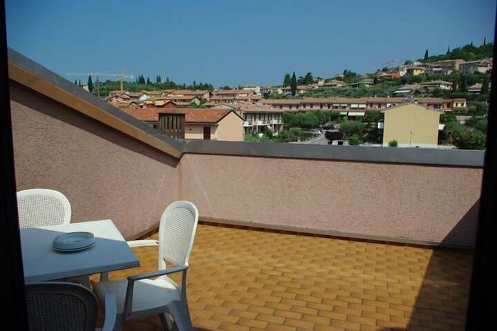 Terrace/Patio 33 of 40