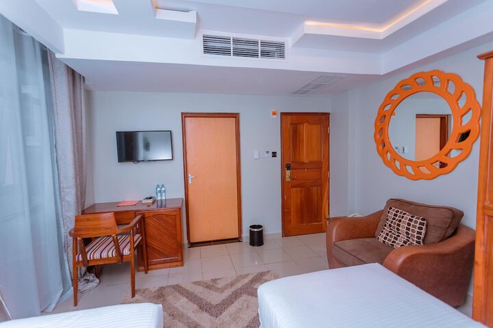 Room 21 of 46