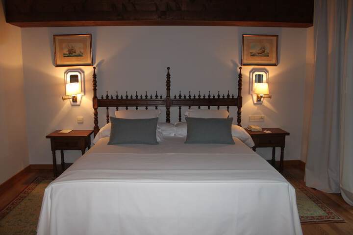 Room 6 of 119