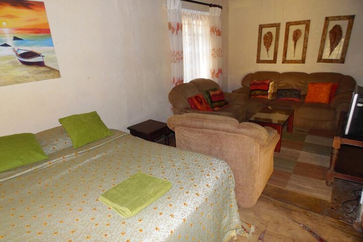 Room 6 of 53