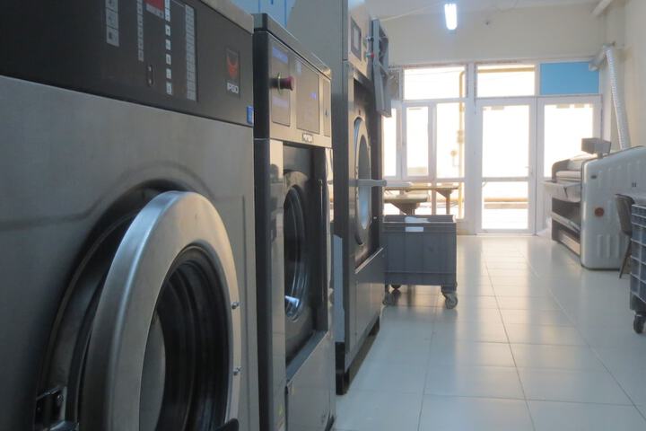 Laundry 22 of 43