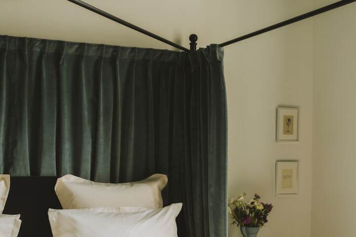 Room 17 of 72