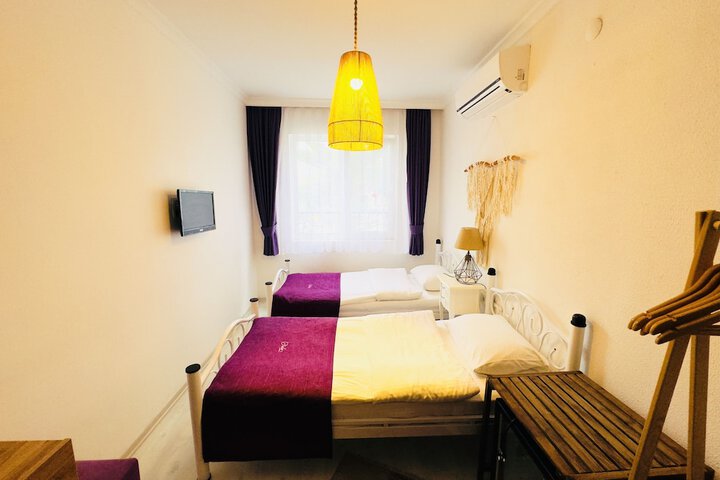 Room 18 of 73
