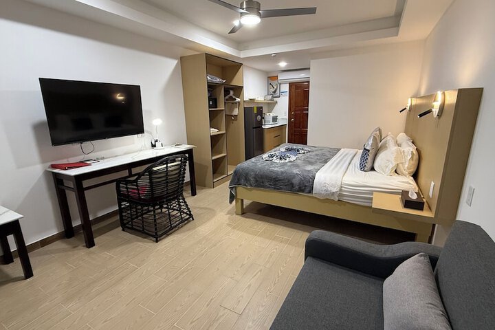Room 60 of 272