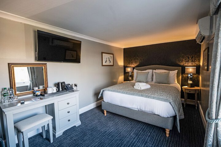 Room 11 of 31