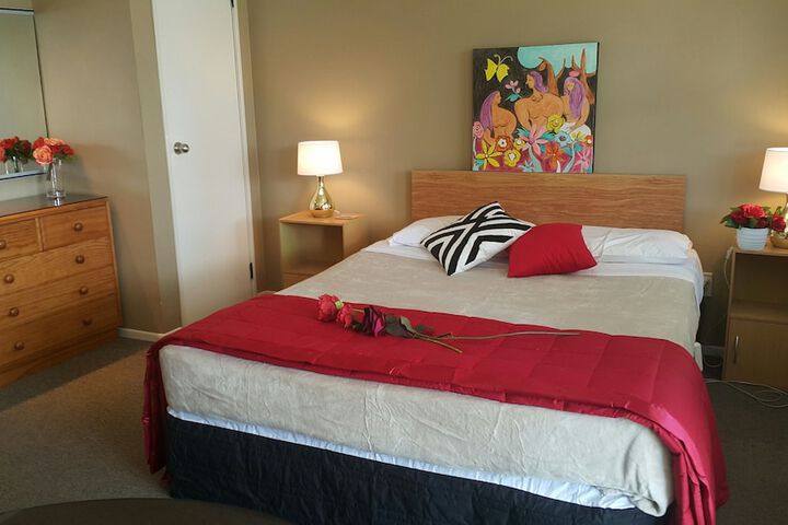 Room 7 of 62