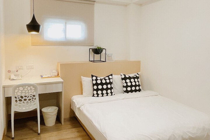 Room 30 of 55