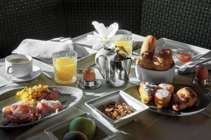 Breakfast/Coffee Service 73 of 95