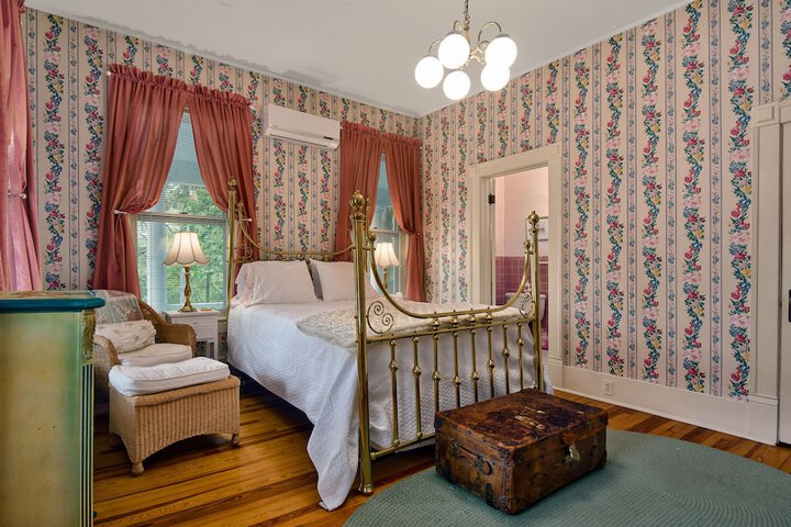 Room 18 of 75