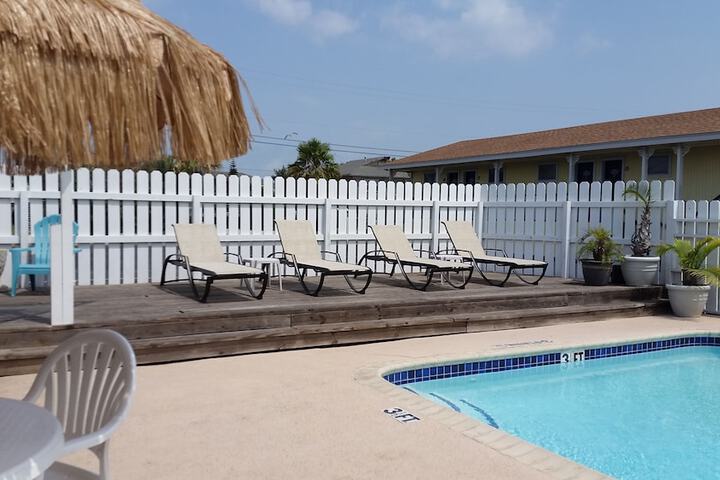 Sundeck