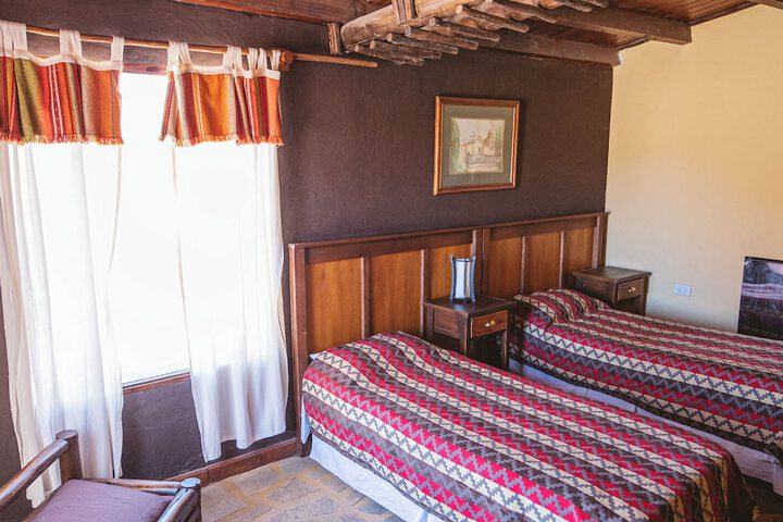 Room 4 of 28