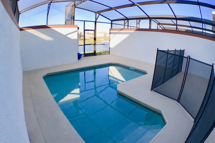 Pool 15 of 24