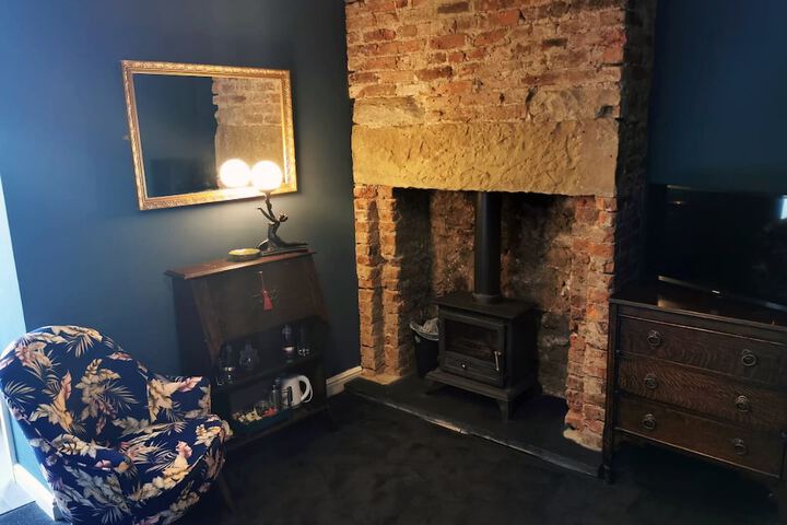 Room 8 of 40