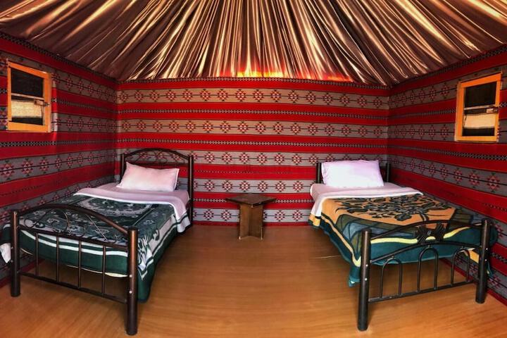 Room 6 of 39