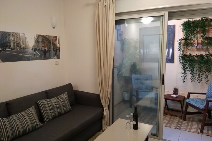 Room 14 of 21