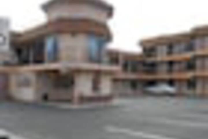 Hotel 140 of 141