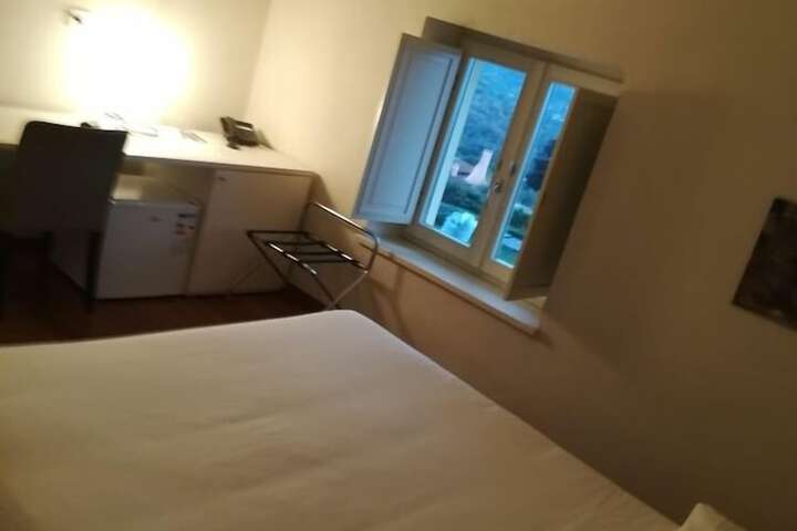 Room 3 of 11