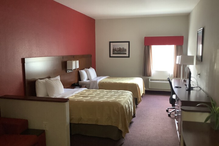 2 Double Beds (17 of 20)