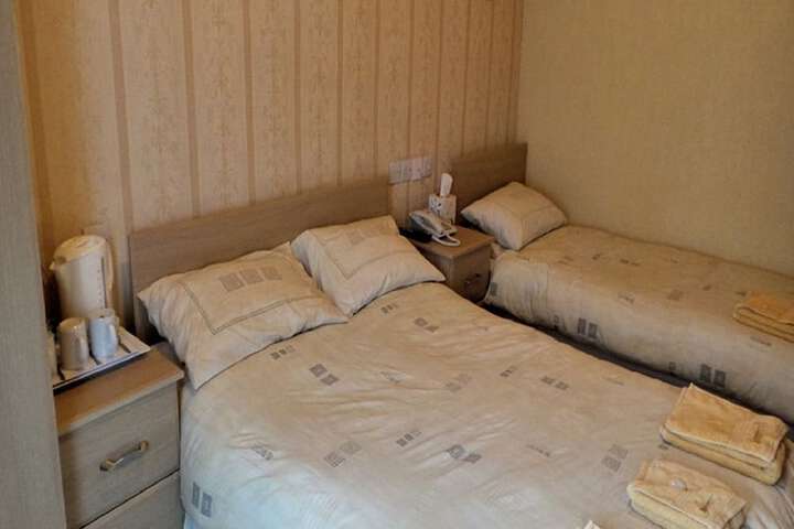 Room 5 of 23